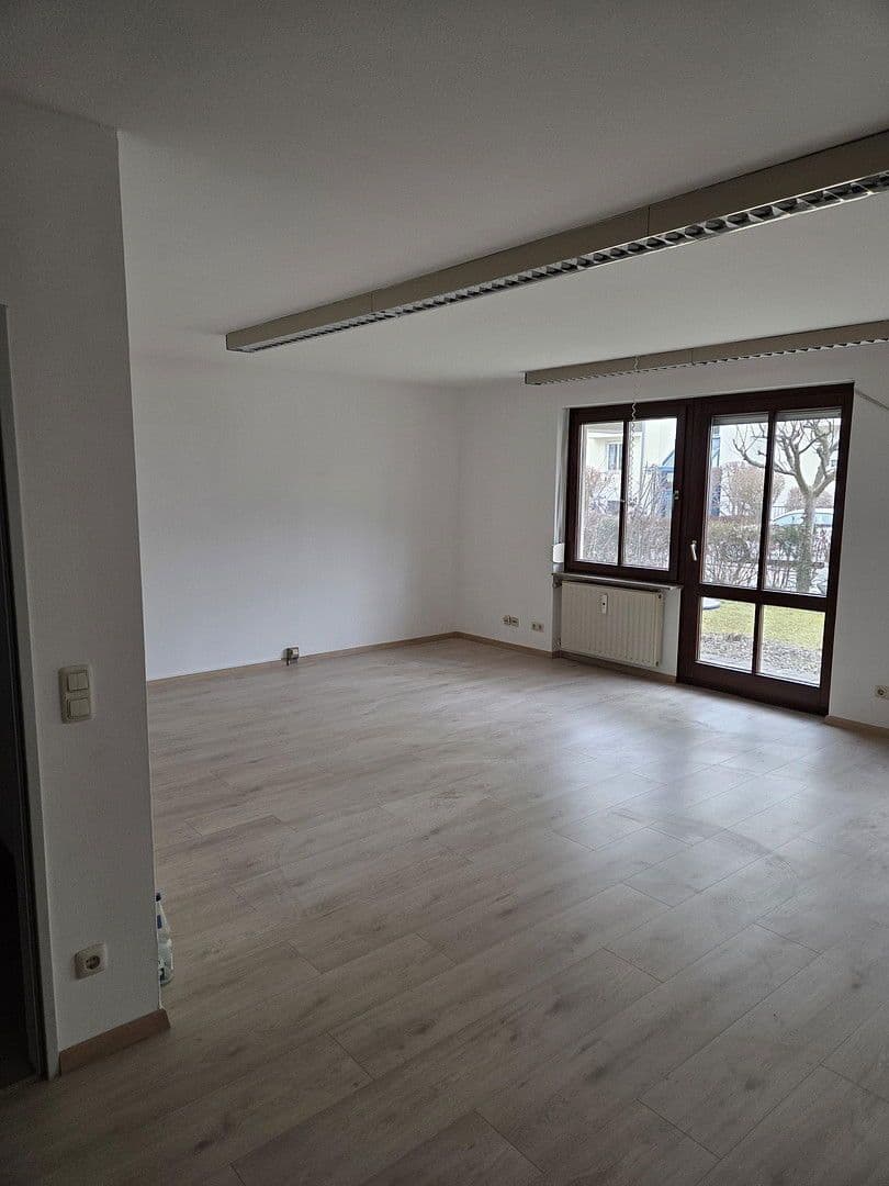 office to rent, 125 m², Geschwister-Scholl-Ring 1-3, Bayern - Germering, Bavaria office to rent, 125 m², Geschwister-Scholl-Ring 1-3, Bayern - Germering, Bavaria