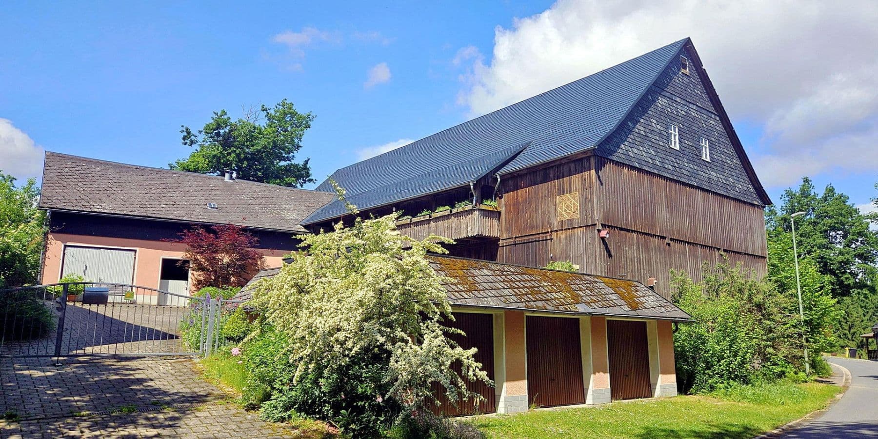 house for sale, 358 m², Gerinneweg 13, Ludwigsstadt, Bavaria house for sale, 358 m², Gerinneweg 13, Ludwigsstadt, Bavaria