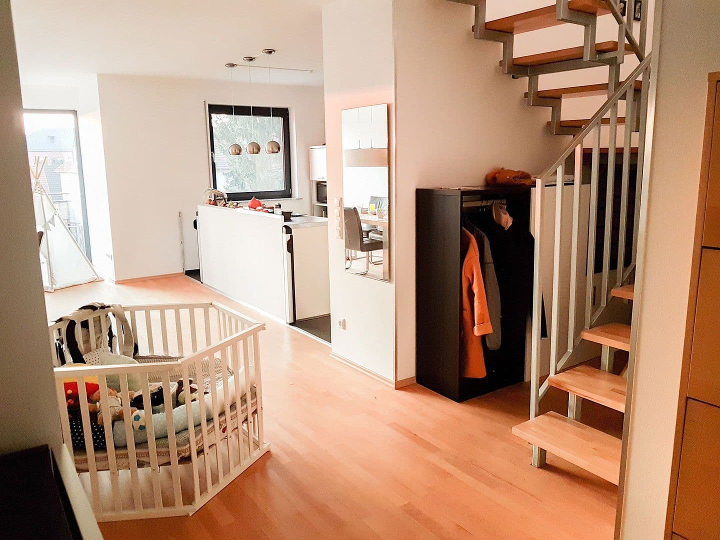 5 bedroom flat to rent, 157 m², Schwarzwaldstraße, Frankfurt, Hesse 5 bedroom flat to rent, 157 m², Schwarzwaldstraße, Frankfurt, Hesse