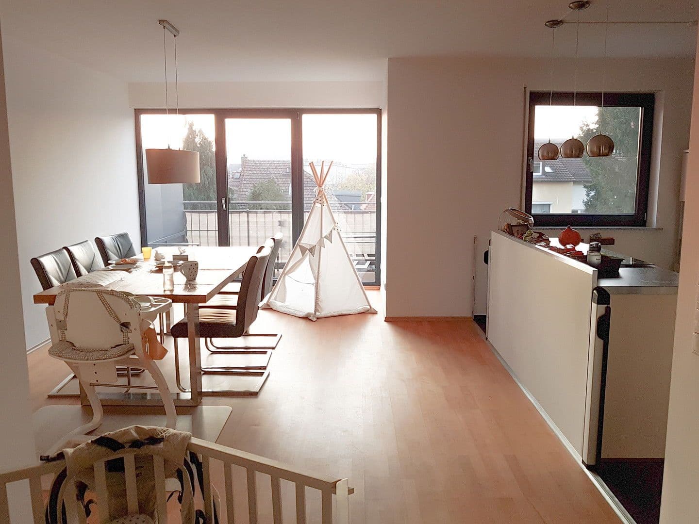 5 bedroom flat to rent, 157 m², Schwarzwaldstraße, Frankfurt, Hesse 5 bedroom flat to rent, 157 m², Schwarzwaldstraße, Frankfurt, Hesse