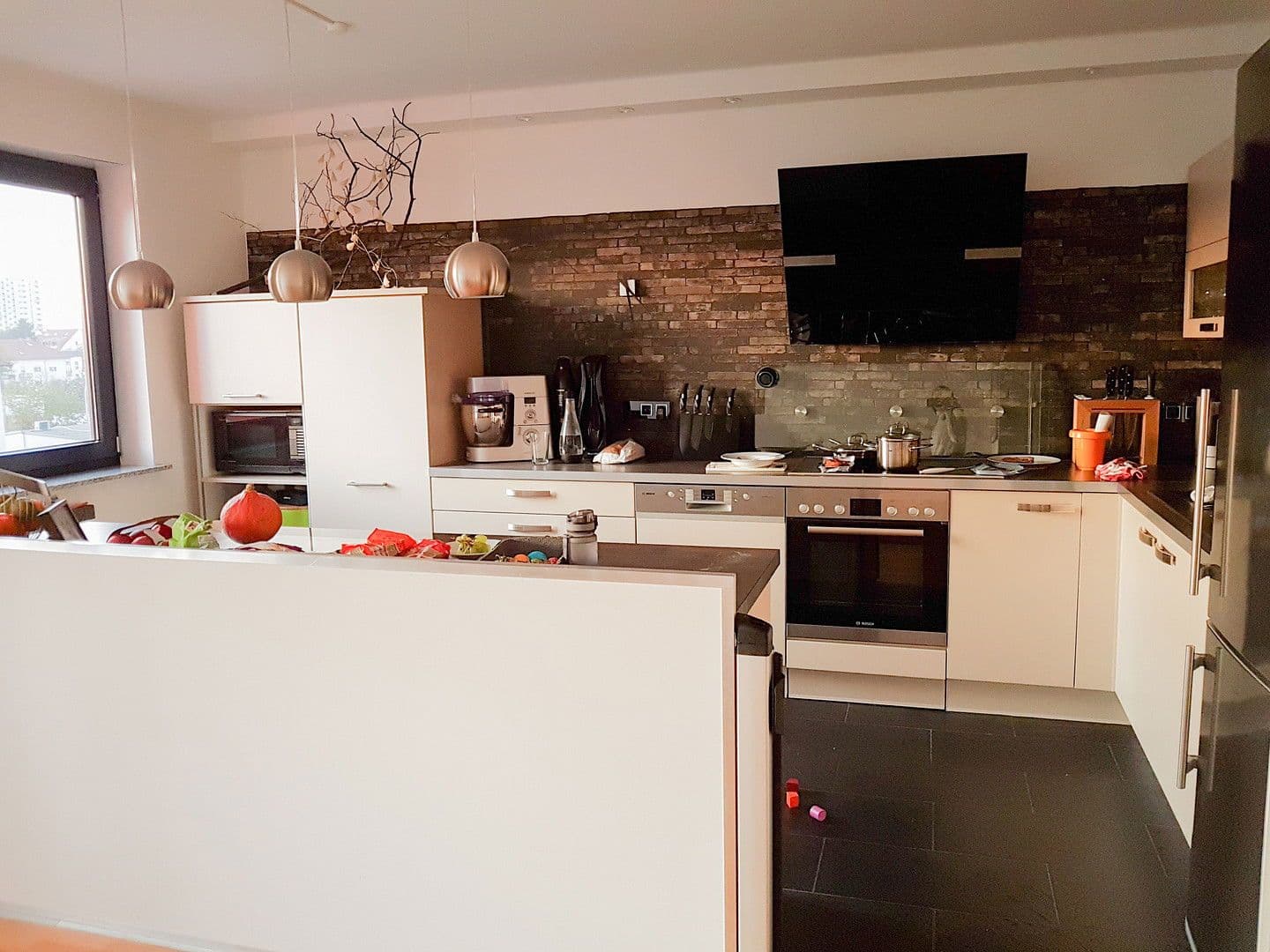 5 bedroom flat to rent, 157 m², Schwarzwaldstraße, Frankfurt, Hesse 5 bedroom flat to rent, 157 m², Schwarzwaldstraße, Frankfurt, Hesse