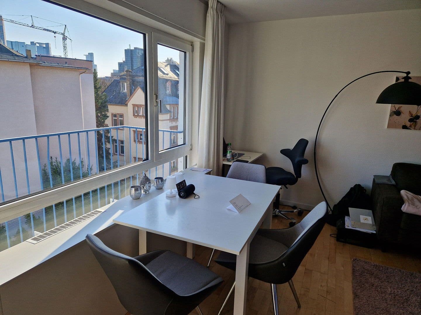 2 bedroom with open-plan kitchen flat to rent, 115 m², Auf der Körnerwiese, Frankfurt am Main, Hesse 2 bedroom with open-plan kitchen flat to rent, 115 m², Auf der Körnerwiese, Frankfurt am Main, Hesse