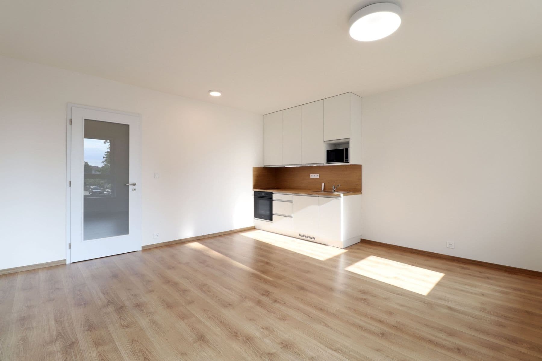 Studio flat to rent, 32 m², Oktábcových, Prague, Prague Studio flat to rent, 32 m², Oktábcových, Prague, Prague