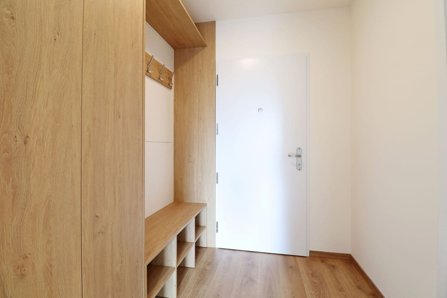 Studio flat to rent, 32 m², Oktábcových, Prague, Prague Studio flat to rent, 32 m², Oktábcových, Prague, Prague
