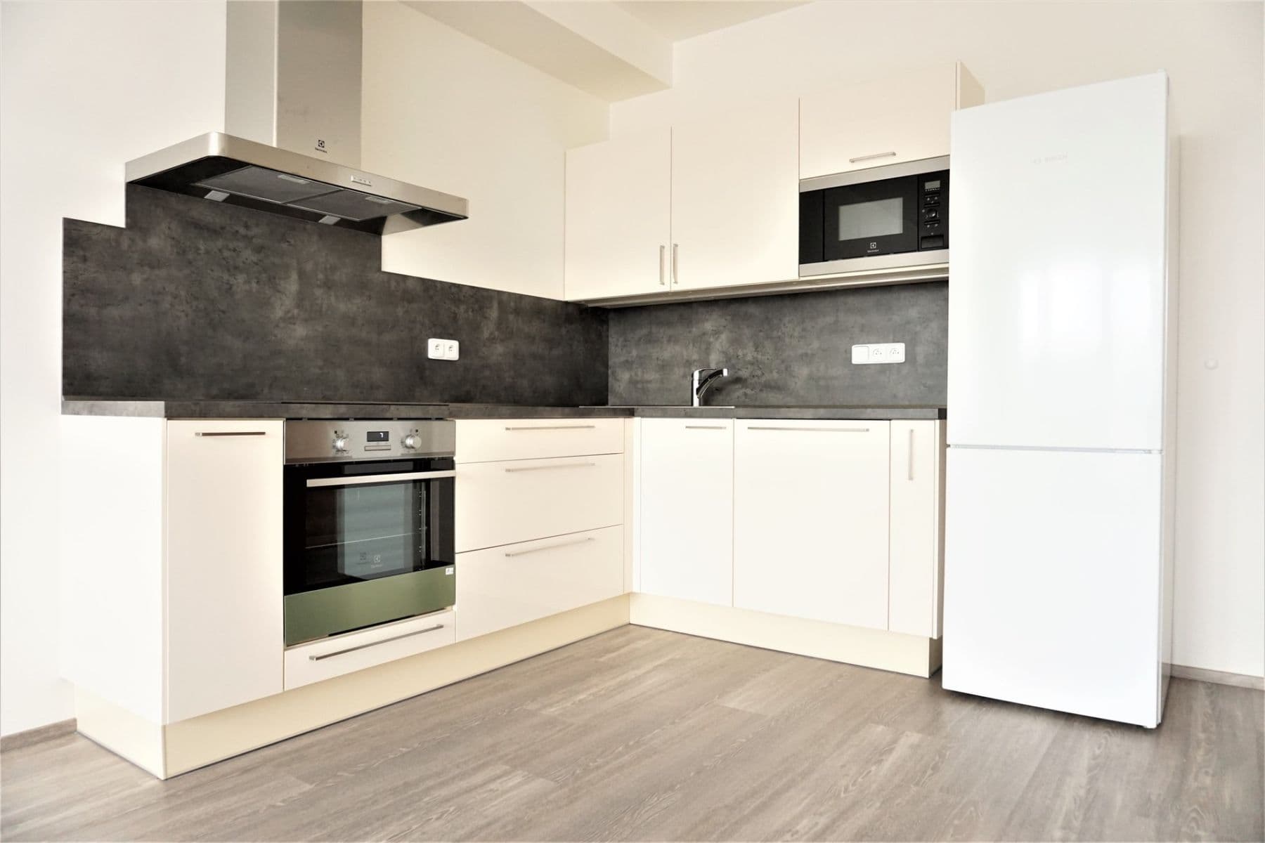 1 bedroom with open-plan kitchen flat to rent, 55 m², Kryšpínova, Prague, Prague 1 bedroom with open-plan kitchen flat to rent, 55 m², Kryšpínova, Prague, Prague