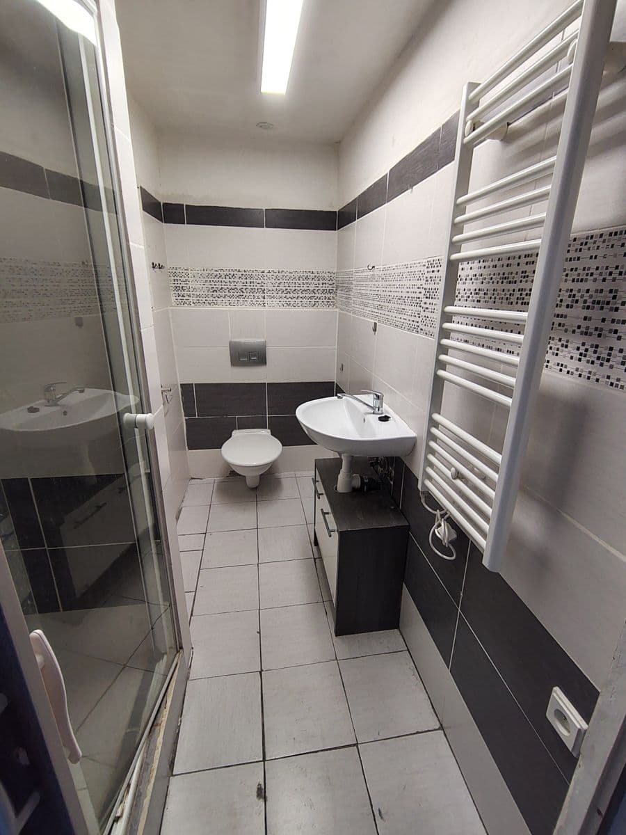 2 bedroom with open-plan kitchen flat for sale, 89 m², Nemocniční, Mělník, Středočeský Region 2 bedroom with open-plan kitchen flat for sale, 89 m², Nemocniční, Mělník, Středočeský Region