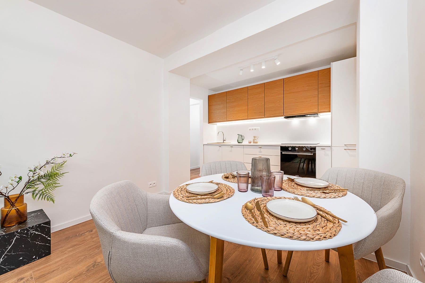 3 bedroom with open-plan kitchen flat for sale, 75 m², Pod Lipami, Prague, Prague 3 bedroom with open-plan kitchen flat for sale, 75 m², Pod Lipami, Prague, Prague