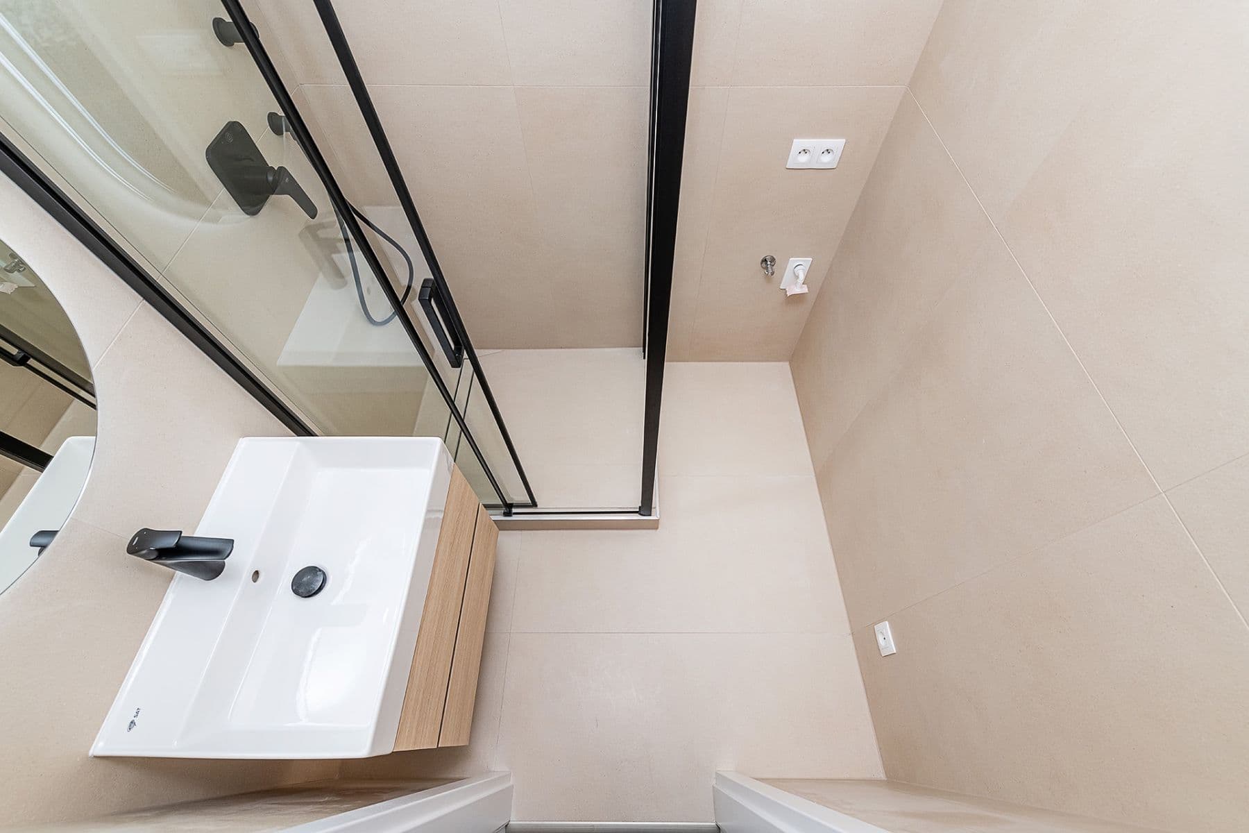 3 bedroom with open-plan kitchen flat for sale, 75 m², Pod Lipami, Prague, Prague 3 bedroom with open-plan kitchen flat for sale, 75 m², Pod Lipami, Prague, Prague