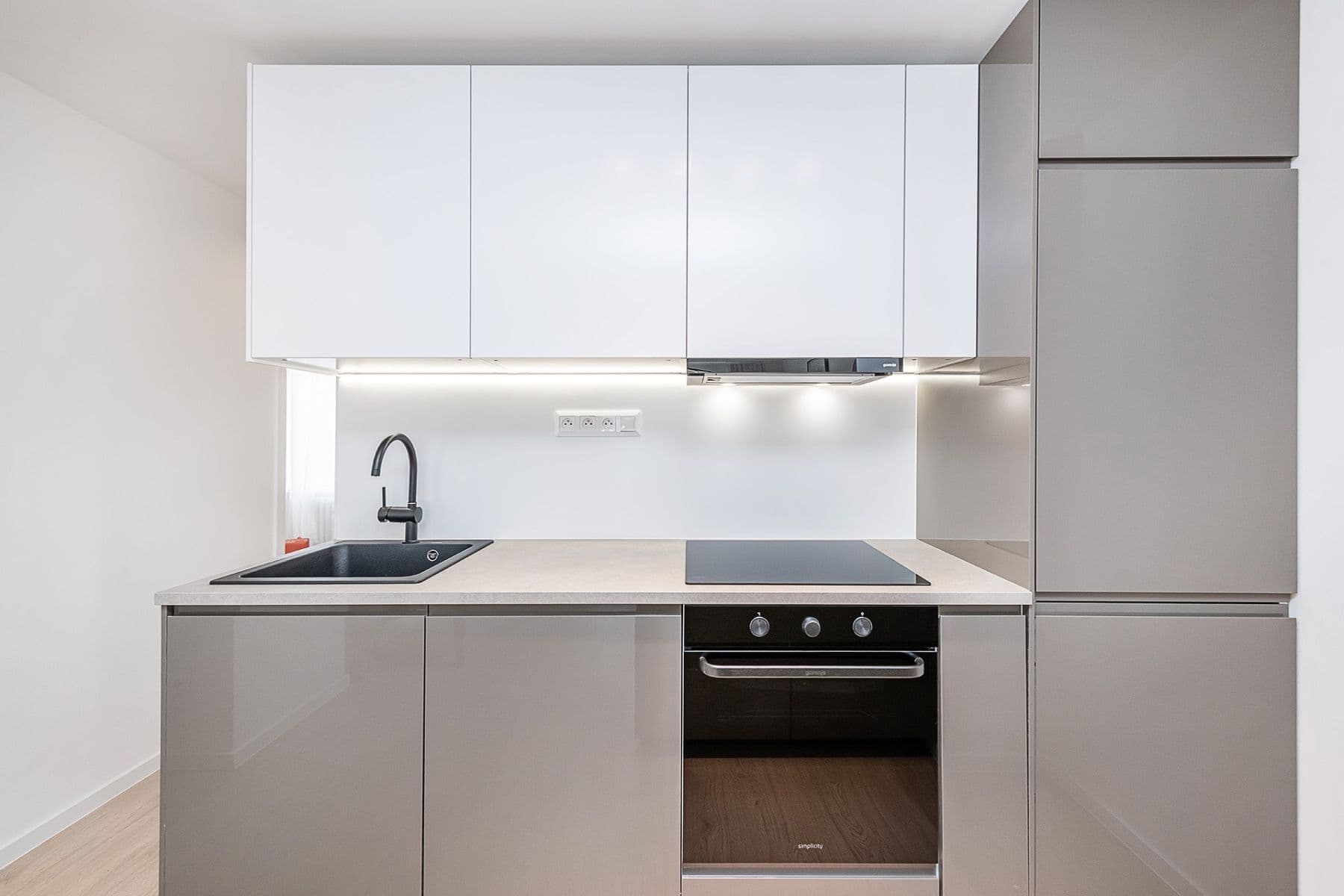 3 bedroom with open-plan kitchen flat for sale, 75 m², Pod Lipami, Prague, Prague 3 bedroom with open-plan kitchen flat for sale, 75 m², Pod Lipami, Prague, Prague
