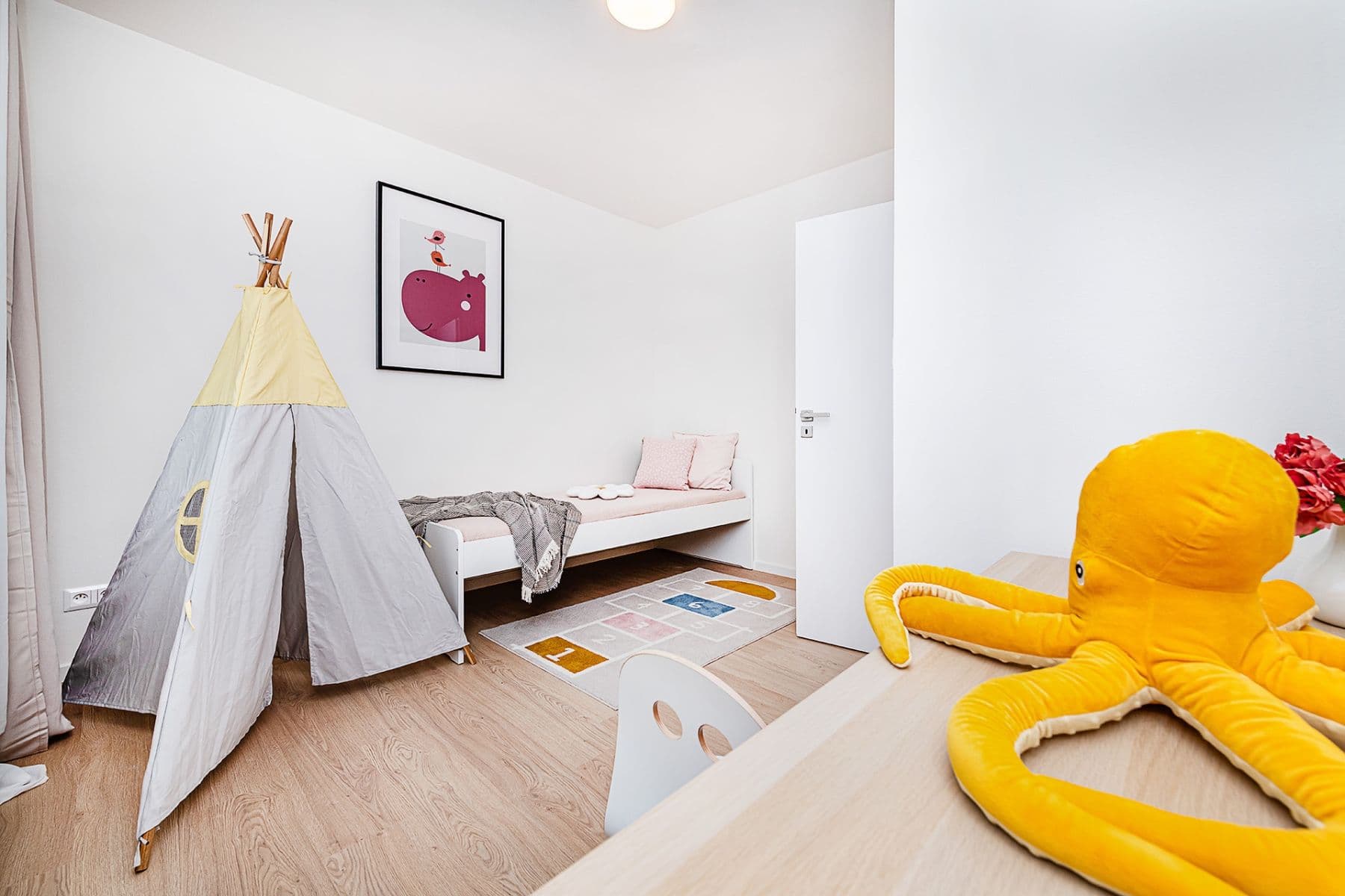 3 bedroom with open-plan kitchen flat for sale, 75 m², Pod Lipami, Prague, Prague 3 bedroom with open-plan kitchen flat for sale, 75 m², Pod Lipami, Prague, Prague