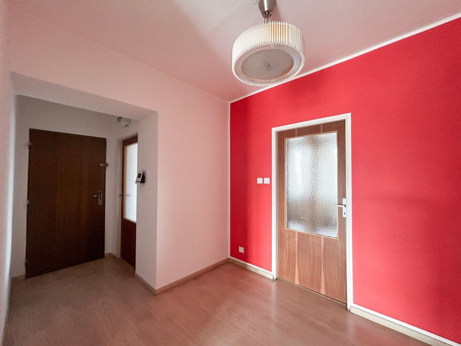 2 bedroom with open-plan kitchen flat to rent, 78 m², Tusarova, Prague, Prague 2 bedroom with open-plan kitchen flat to rent, 78 m², Tusarova, Prague, Prague