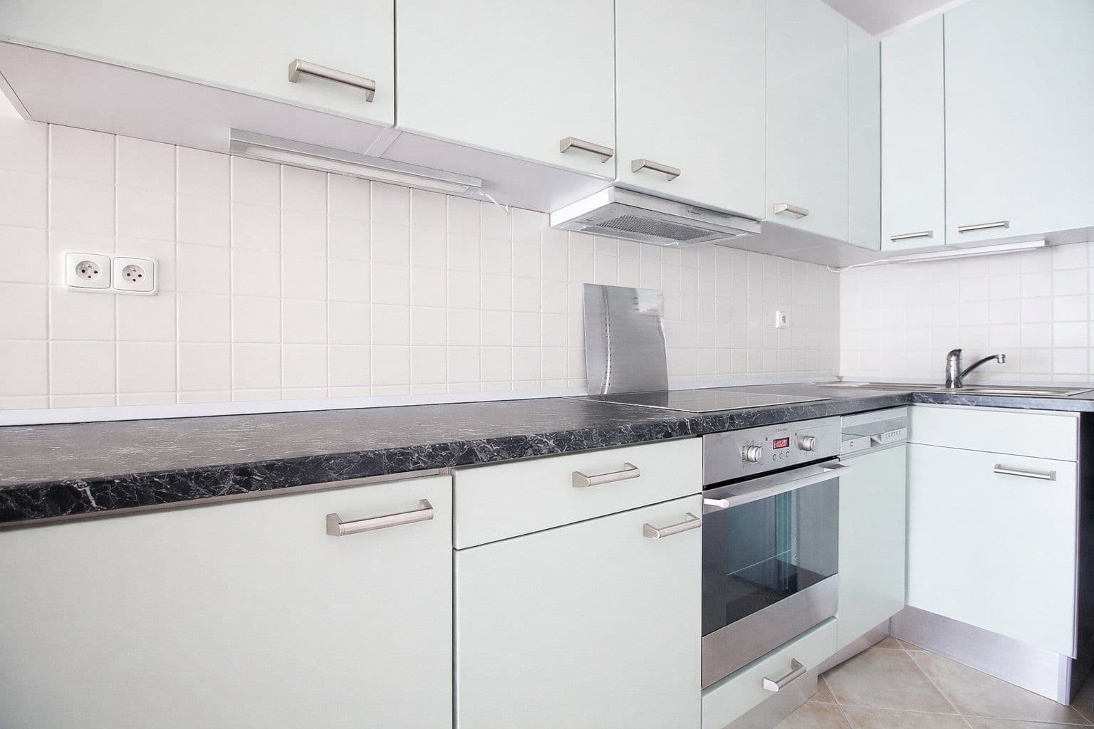 Studio flat to rent, 38 m², Zubrnická, Prague, Prague Studio flat to rent, 38 m², Zubrnická, Prague, Prague