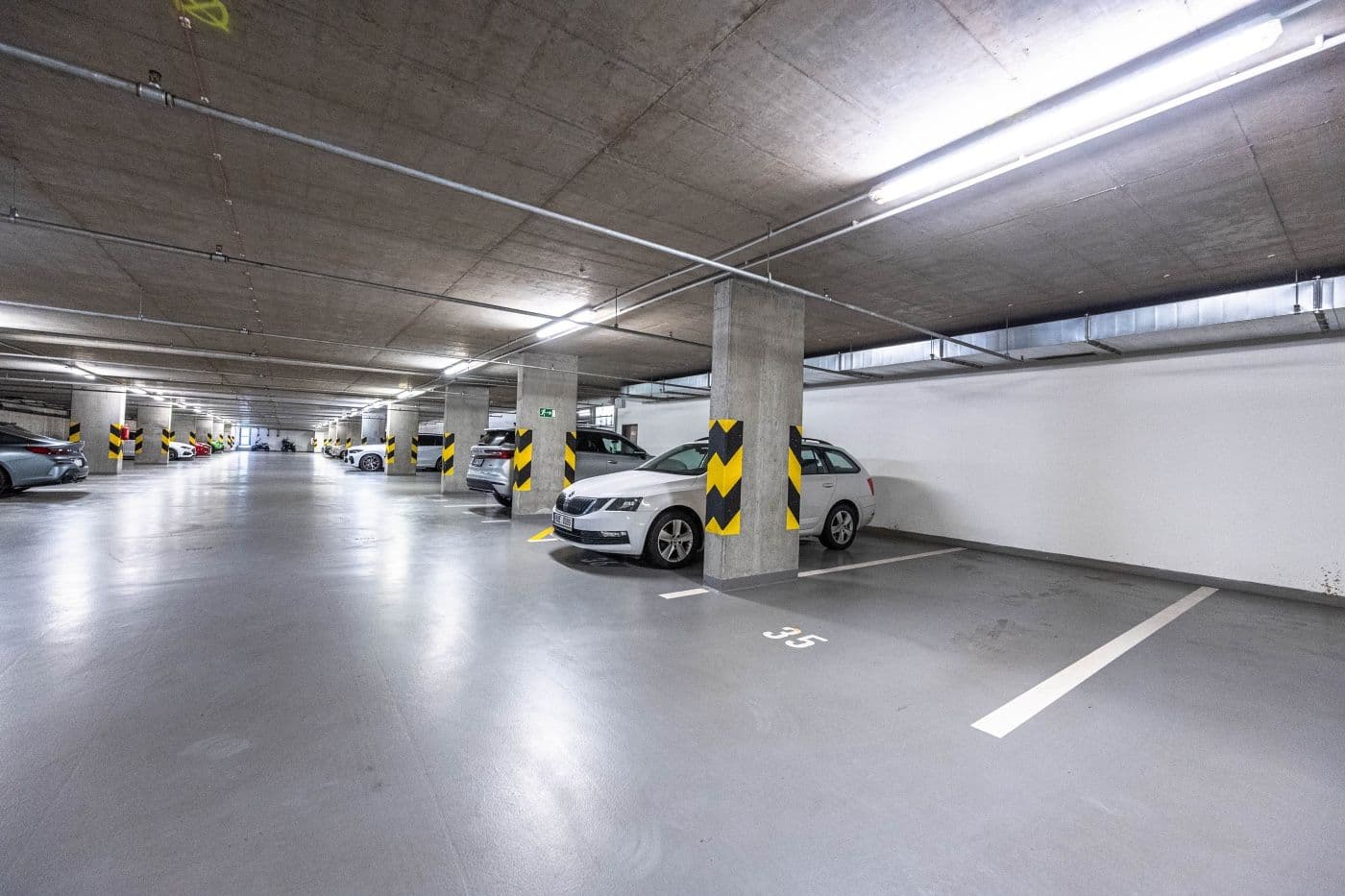 1 bedroom with open-plan kitchen flat for sale, 60 m², Devonská, Prague, Prague 1 bedroom with open-plan kitchen flat for sale, 60 m², Devonská, Prague, Prague