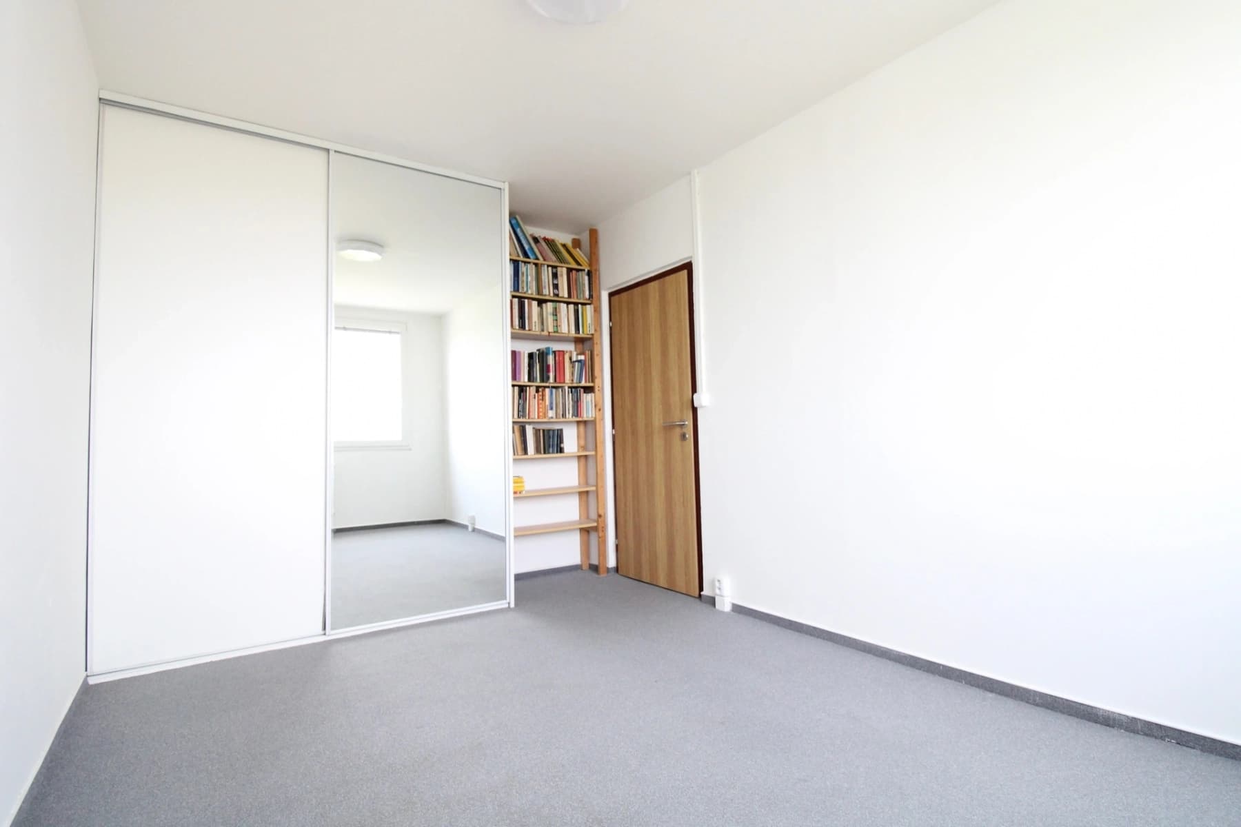 2 bedroom with open-plan kitchen flat to rent, 64 m², Bohúňova, Prague, Prague 2 bedroom with open-plan kitchen flat to rent, 64 m², Bohúňova, Prague, Prague