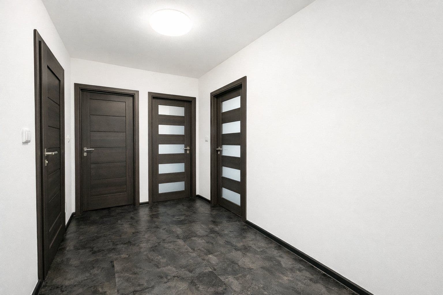 4 bedroom flat to rent, 90 m², Tererova, Prague, Prague 4 bedroom flat to rent, 90 m², Tererova, Prague, Prague