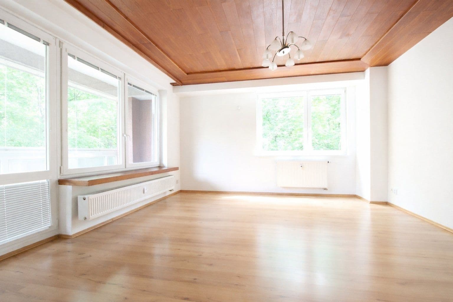 4 bedroom flat to rent, 110 m², Na Hřebenkách, Prague, Prague 4 bedroom flat to rent, 110 m², Na Hřebenkách, Prague, Prague