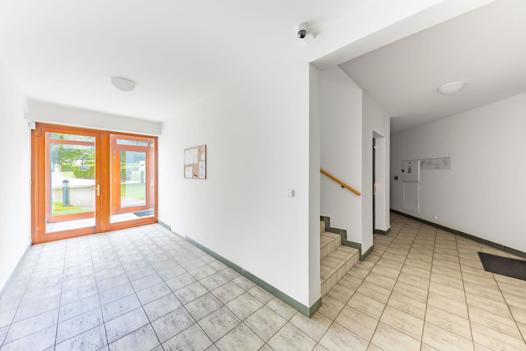 2 bedroom with open-plan kitchen flat to rent, 67 m², Podvinný mlýn, Prague, Prague 2 bedroom with open-plan kitchen flat to rent, 67 m², Podvinný mlýn, Prague, Prague