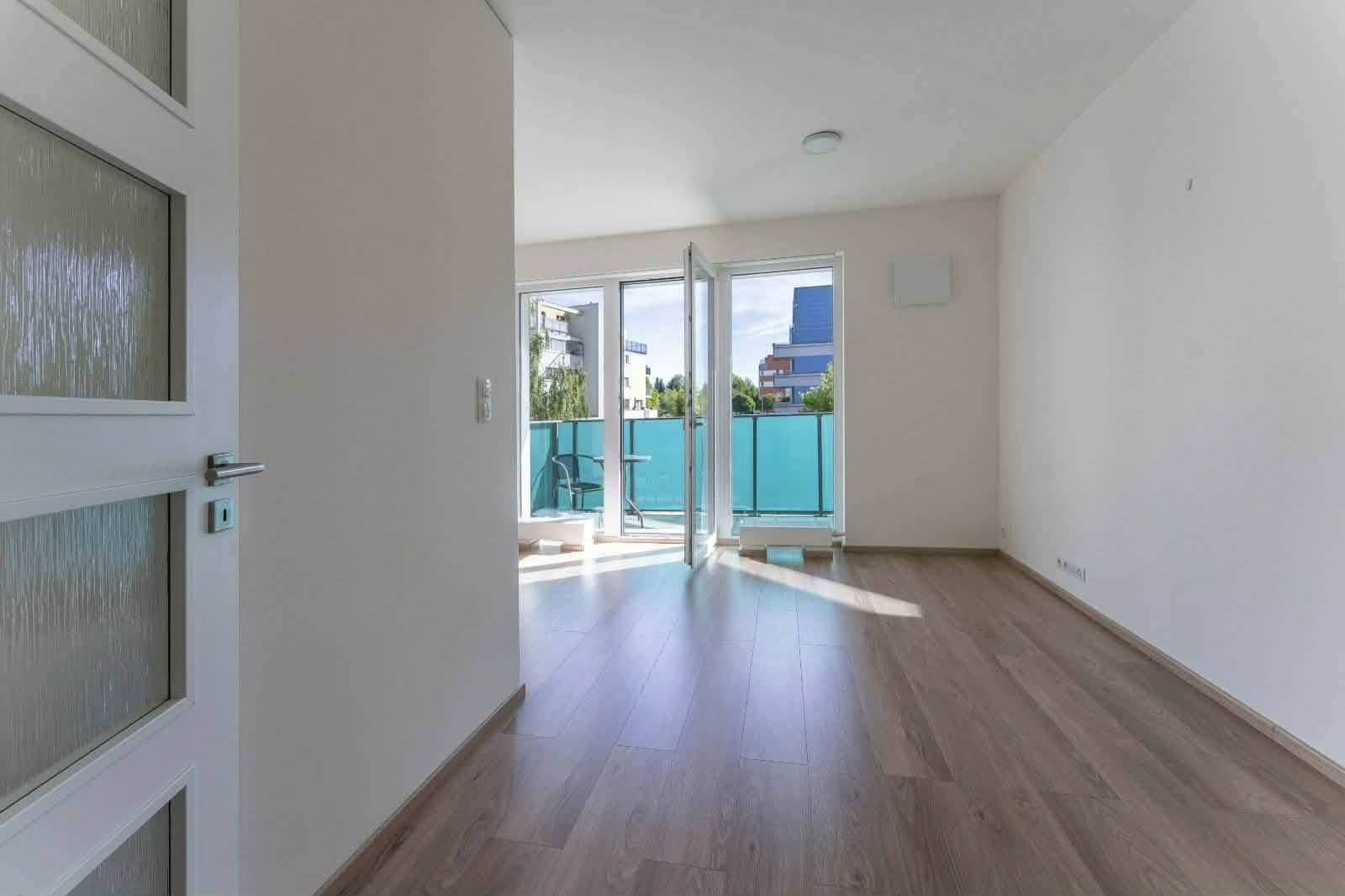 Studio flat to rent, 32 m², Chlebovická, Prague, Prague Studio flat to rent, 32 m², Chlebovická, Prague, Prague