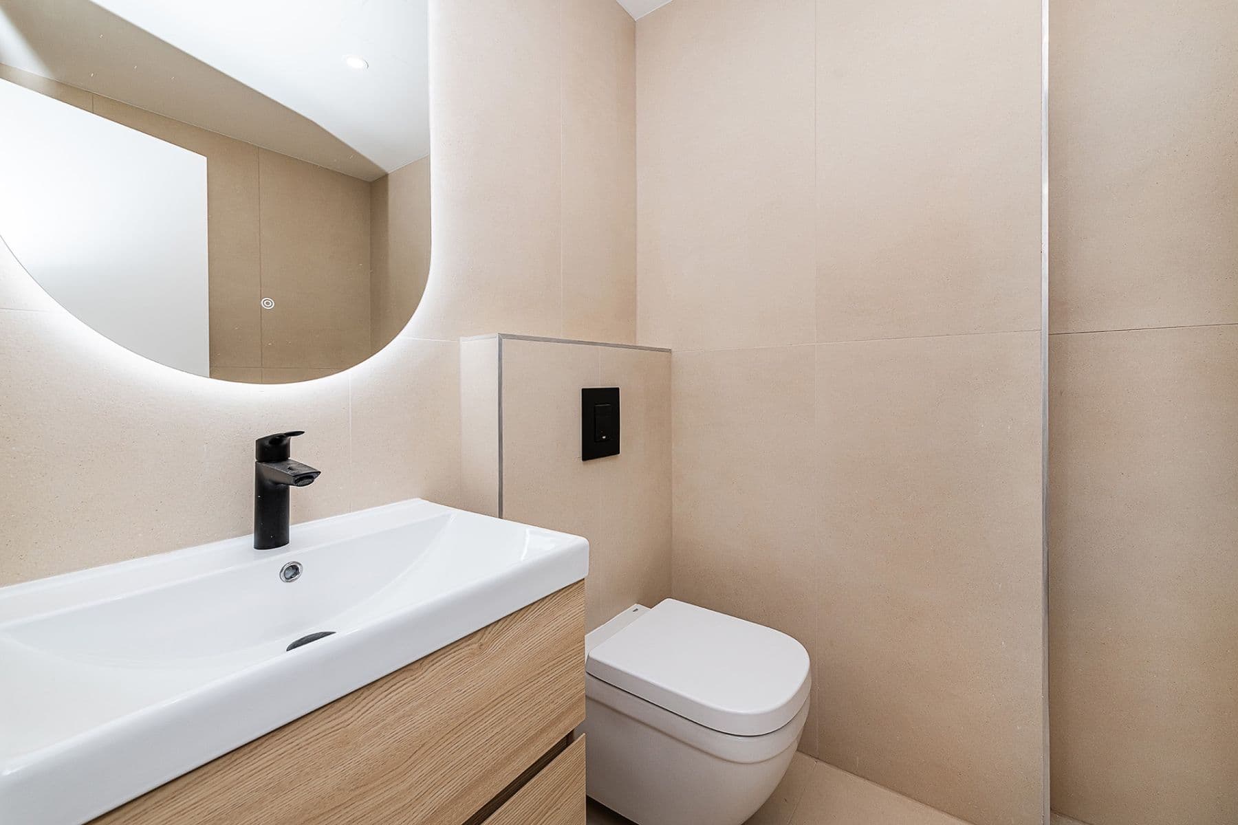 2 bedroom with open-plan kitchen flat for sale, 81 m², Ukrajinská, Prague, Prague 2 bedroom with open-plan kitchen flat for sale, 81 m², Ukrajinská, Prague, Prague