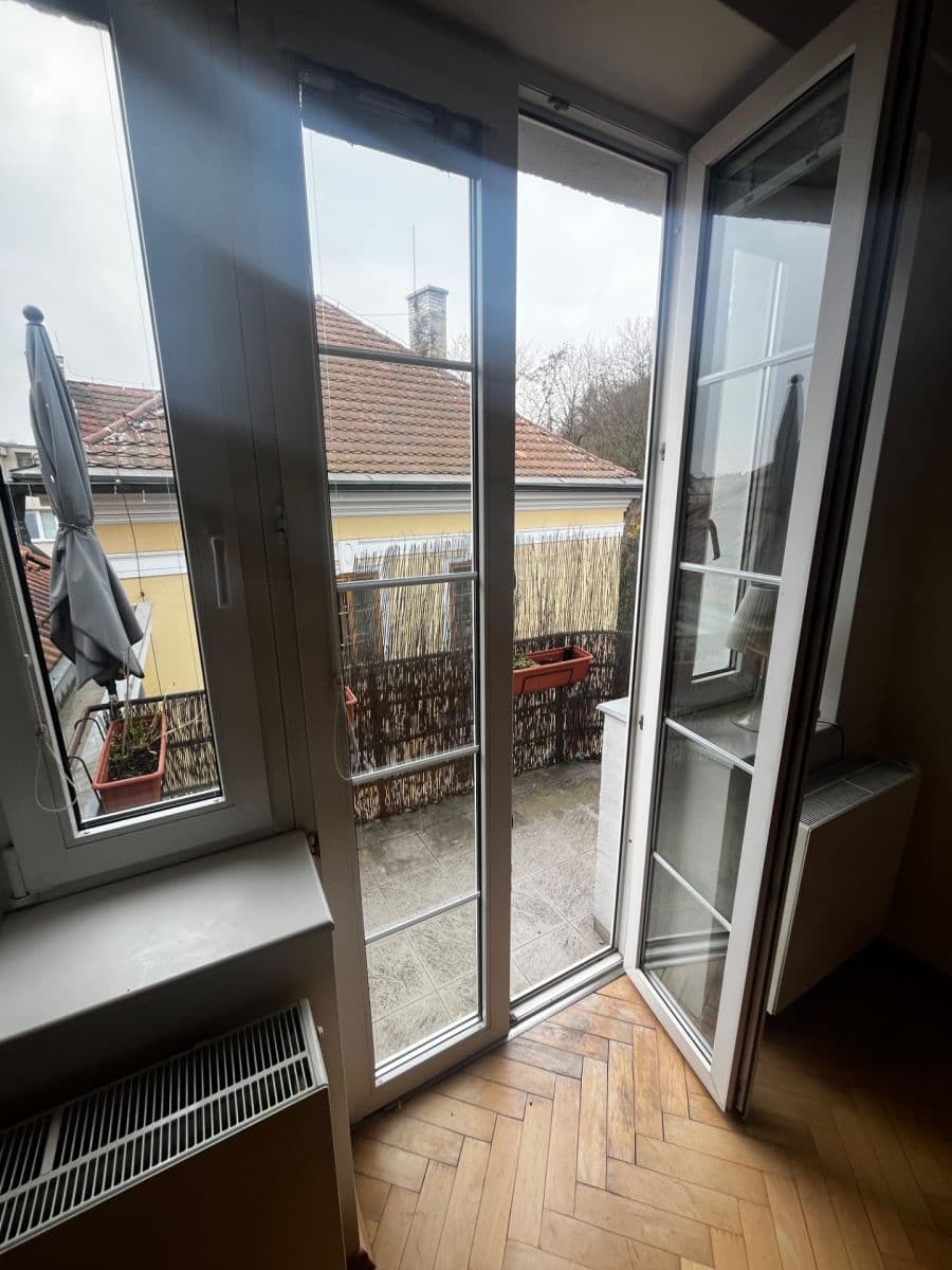 2 bedroom flat to rent, 60 m², Jeremenkova, Prague, Prague 2 bedroom flat to rent, 60 m², Jeremenkova, Prague, Prague