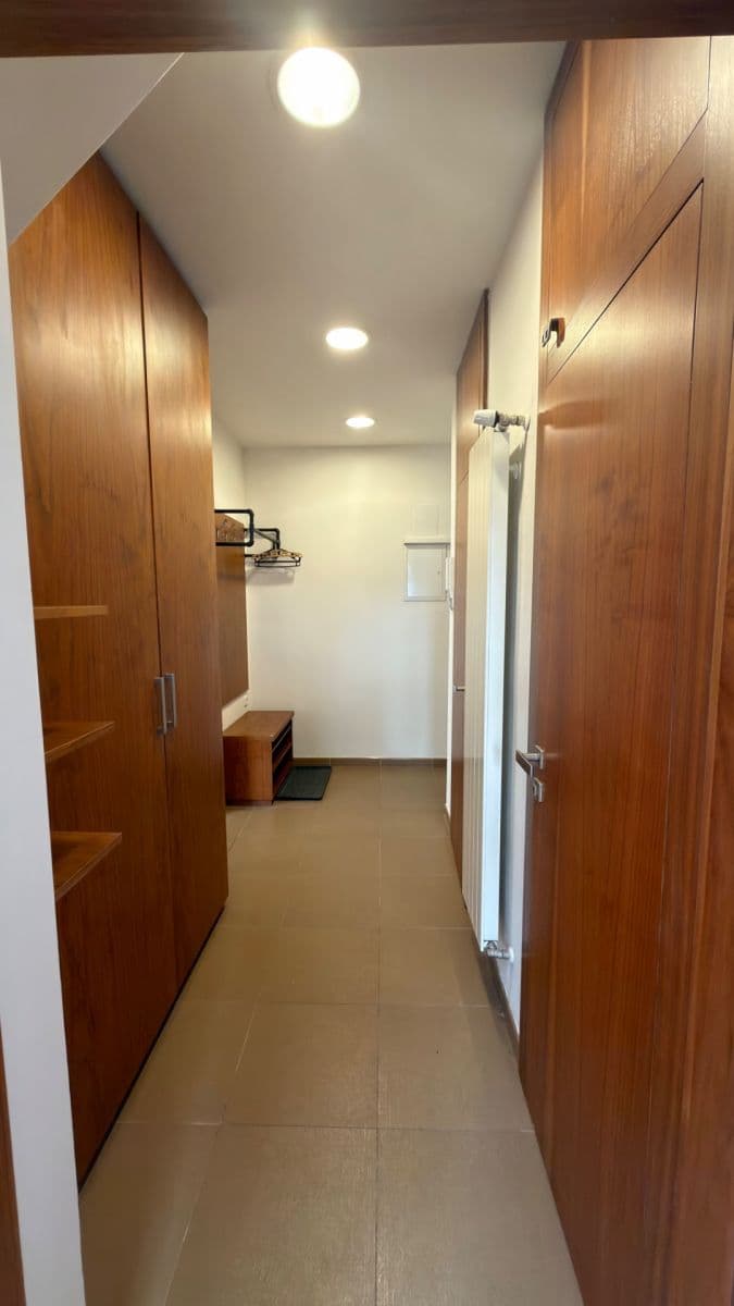 2 bedroom flat to rent, 60 m², Jeremenkova, Prague, Prague 2 bedroom flat to rent, 60 m², Jeremenkova, Prague, Prague