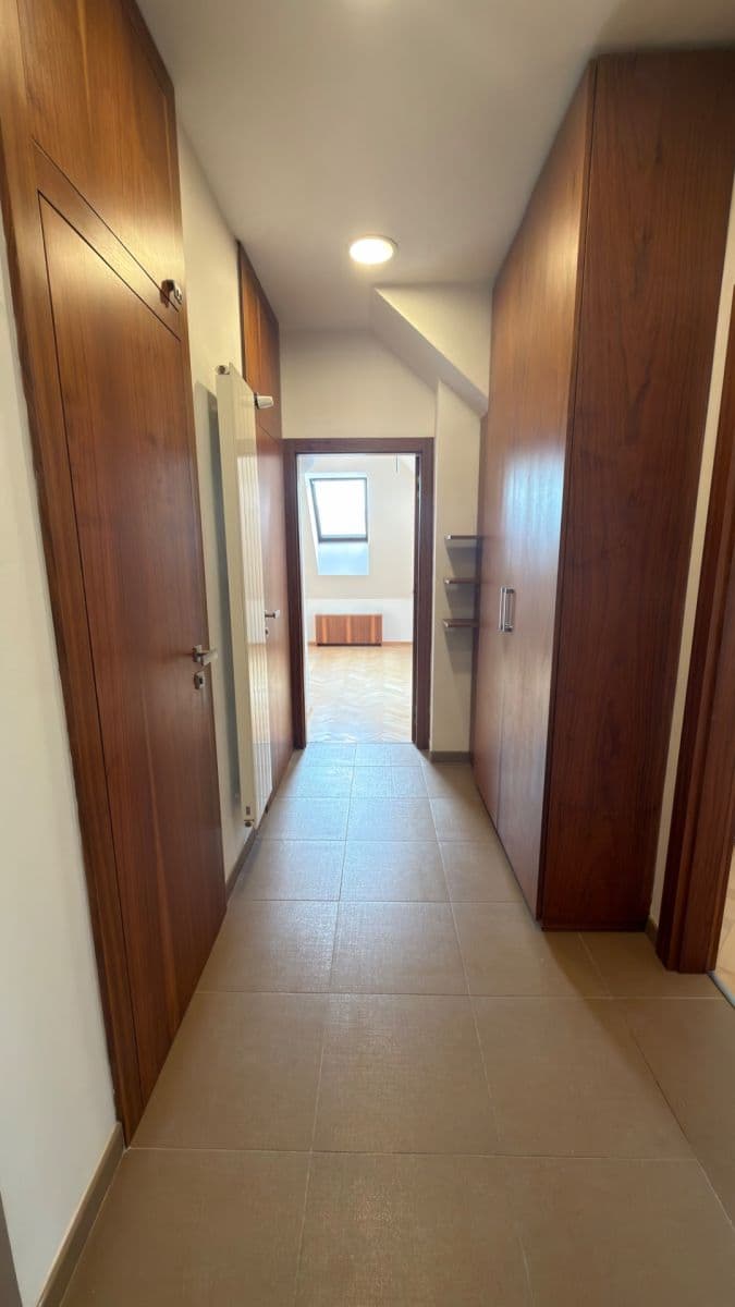 2 bedroom flat to rent, 60 m², Jeremenkova, Prague, Prague 2 bedroom flat to rent, 60 m², Jeremenkova, Prague, Prague