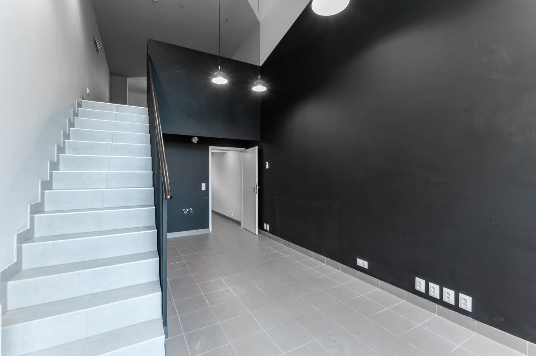 non-residential property to rent, 54 m², U Mlýnského kanálu, Prague, Prague non-residential property to rent, 54 m², U Mlýnského kanálu, Prague, Prague