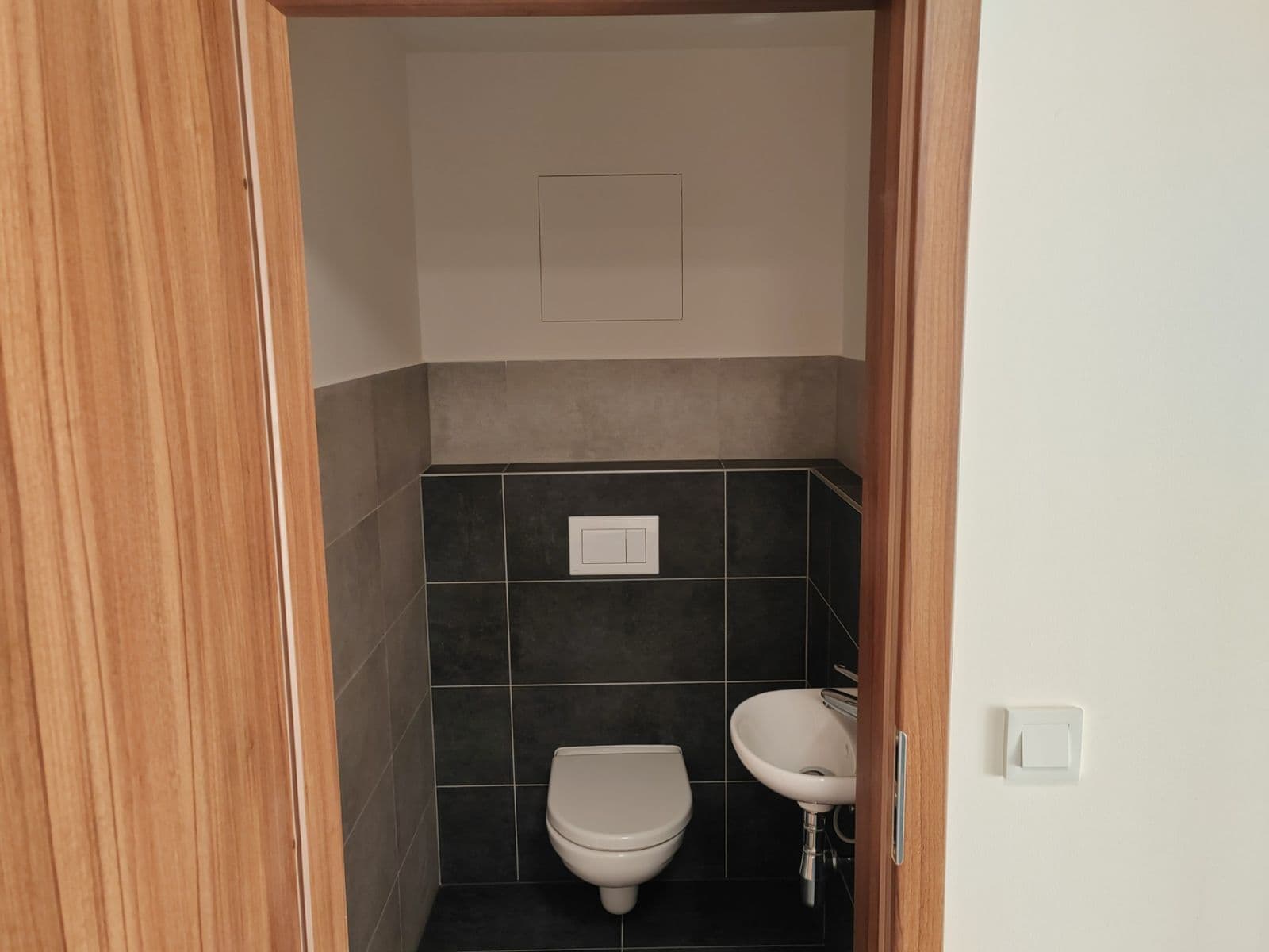 2 bedroom with open-plan kitchen flat to rent, 66 m², Františka Štěpánka, Prague, Prague 2 bedroom with open-plan kitchen flat to rent, 66 m², Františka Štěpánka, Prague, Prague