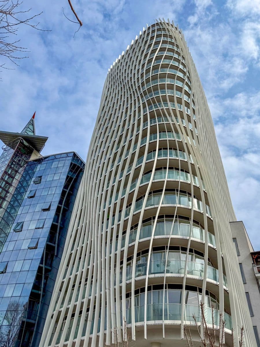 2 bedroom with open-plan kitchen flat to rent, 98 m², U Sluncové, Prague, Prague 2 bedroom with open-plan kitchen flat to rent, 98 m², U Sluncové, Prague, Prague