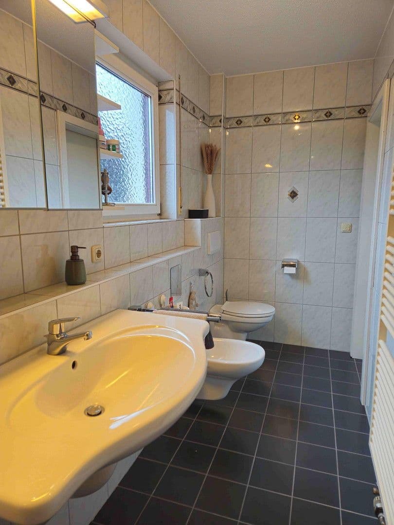 2 bedroom with open-plan kitchen flat for sale, 89 m², Fürth, Hesse 2 bedroom with open-plan kitchen flat for sale, 89 m², Fürth, Hesse