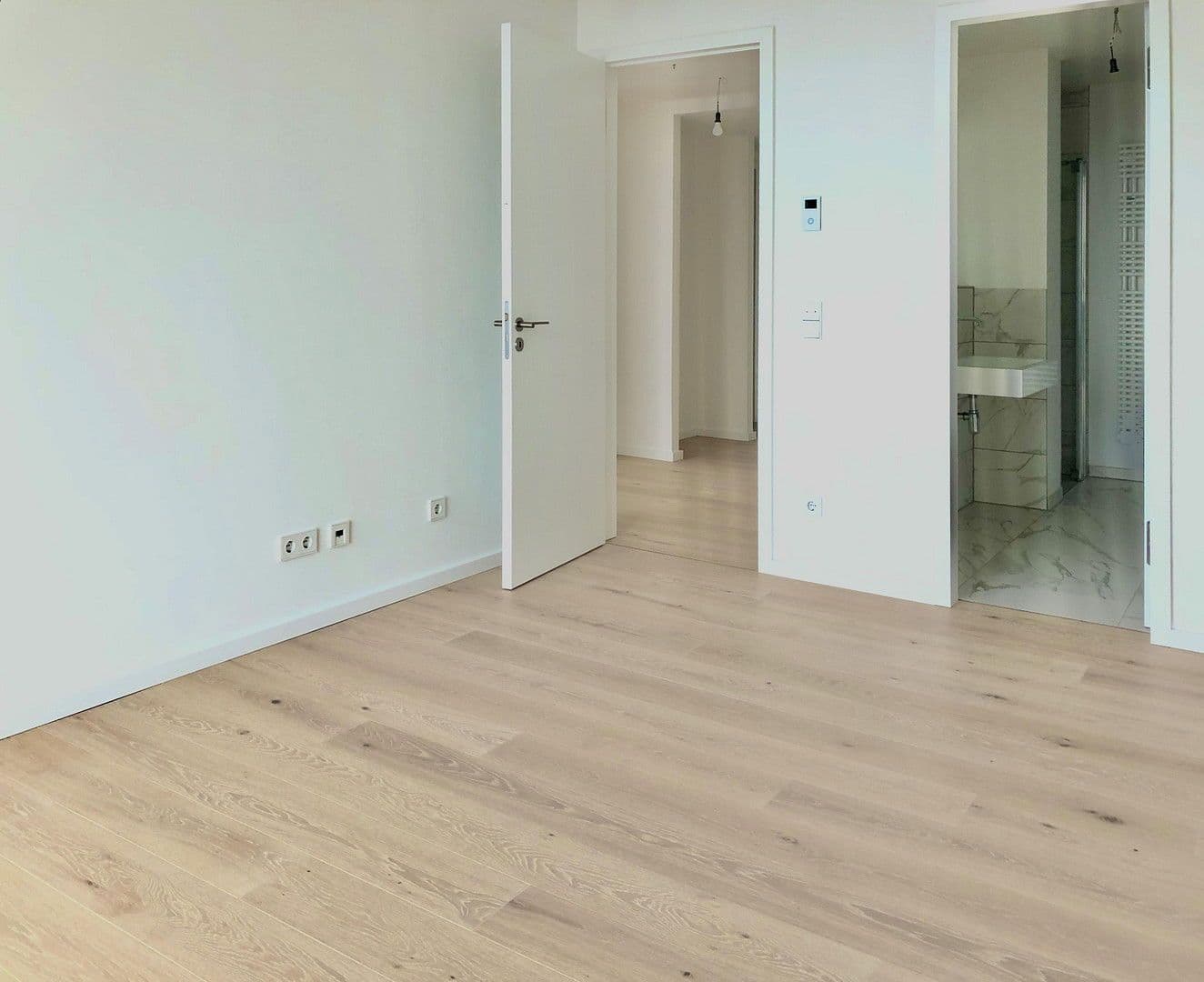 3 bedroom flat to rent, 82 m², Europa-Allee 2, Frankfurt am Main, Hesse 3 bedroom flat to rent, 82 m², Europa-Allee 2, Frankfurt am Main, Hesse