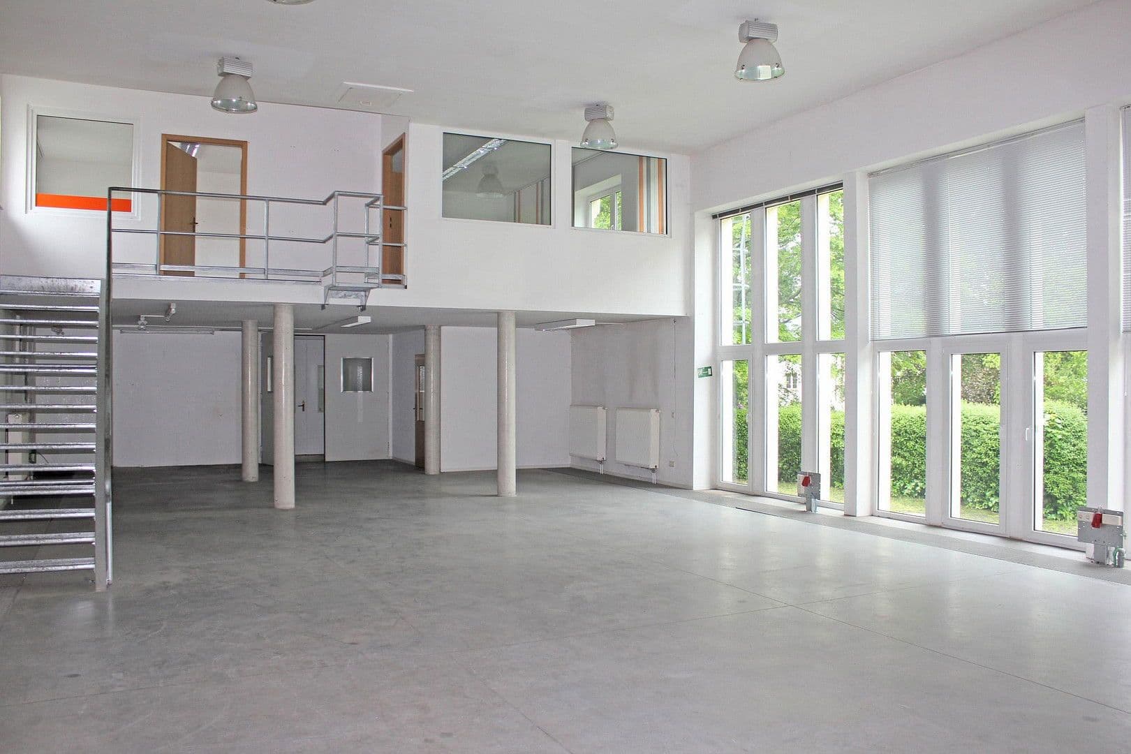 non-residential property to rent, 1,000 m², Chemnitz, Saxony non-residential property to rent, 1,000 m², Chemnitz, Saxony