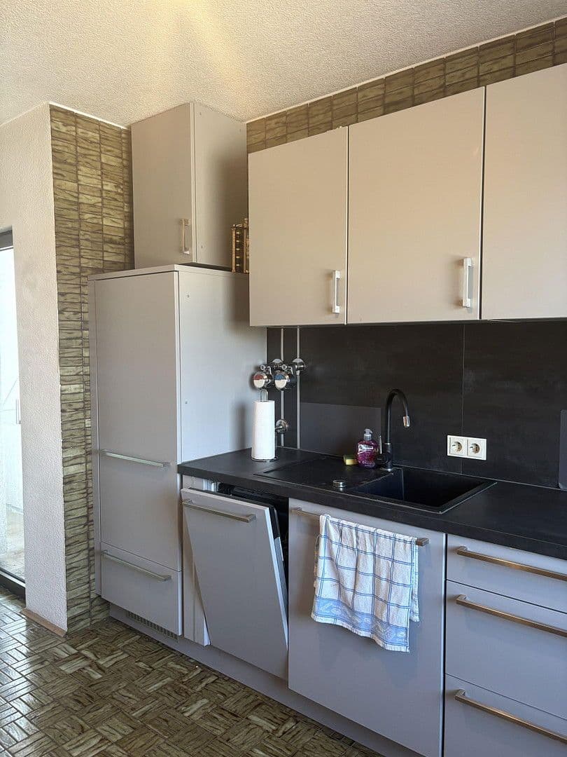 2 bedroom with open-plan kitchen flat to rent, 117 m², Hans-Sachs-Straße 1, Wesseling, North Rhine-Westphalia 2 bedroom with open-plan kitchen flat to rent, 117 m², Hans-Sachs-Straße 1, Wesseling, North Rhine-Westphalia