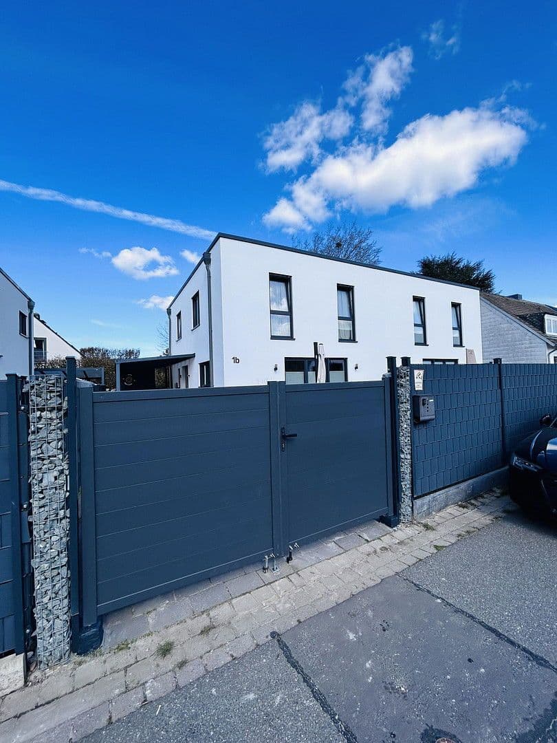 house for sale, 125 m², Isernhagen, Lower Saxony house for sale, 125 m², Isernhagen, Lower Saxony