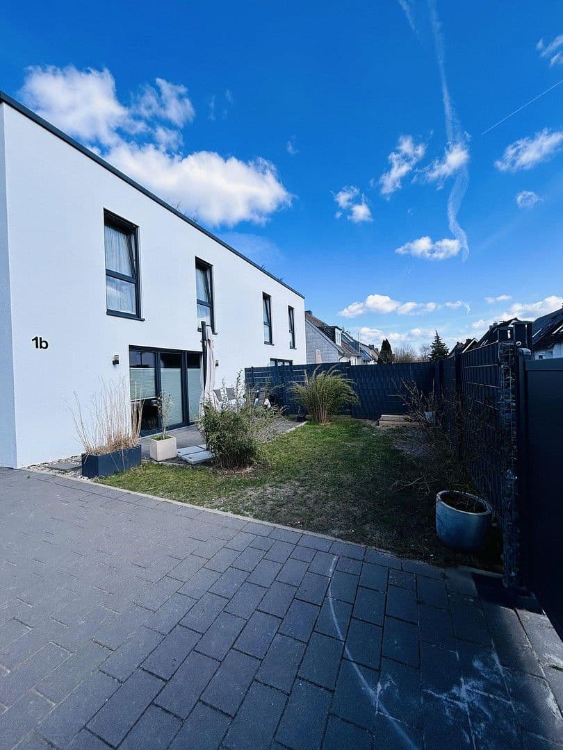 house for sale, 125 m², Isernhagen, Lower Saxony house for sale, 125 m², Isernhagen, Lower Saxony