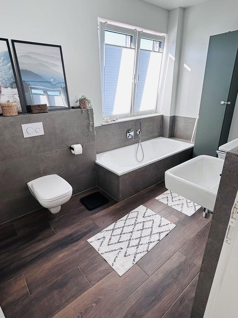 house for sale, 125 m², Isernhagen, Lower Saxony house for sale, 125 m², Isernhagen, Lower Saxony