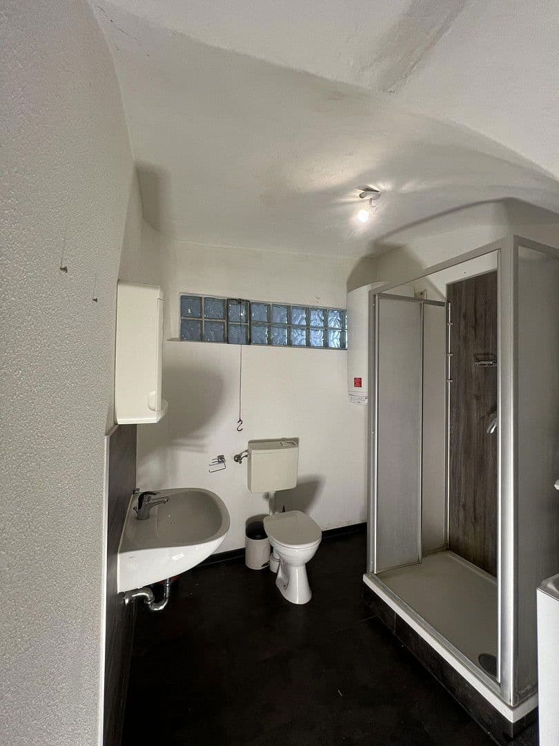 2 bedroom with open-plan kitchen flat to rent, 100 m², Oberer Sand 6, Passau, Bavaria 2 bedroom with open-plan kitchen flat to rent, 100 m², Oberer Sand 6, Passau, Bavaria