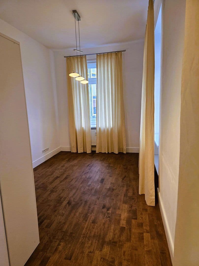 2 bedroom with open-plan kitchen flat to rent, 142 m², Scheer, Baden-Württemberg 2 bedroom with open-plan kitchen flat to rent, 142 m², Scheer, Baden-Württemberg