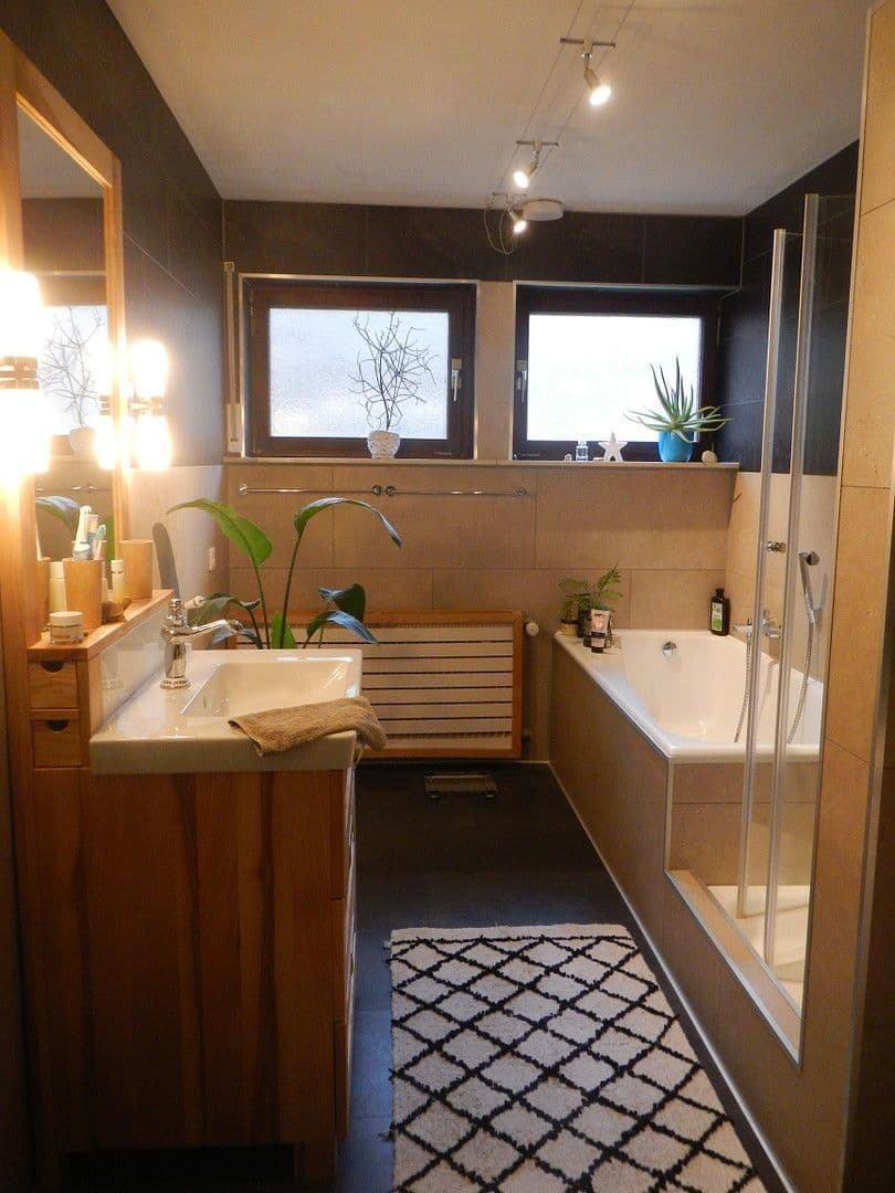 house for sale, 227 m², Neustadt an der Weinstraße, Rhineland-Palatinate house for sale, 227 m², Neustadt an der Weinstraße, Rhineland-Palatinate