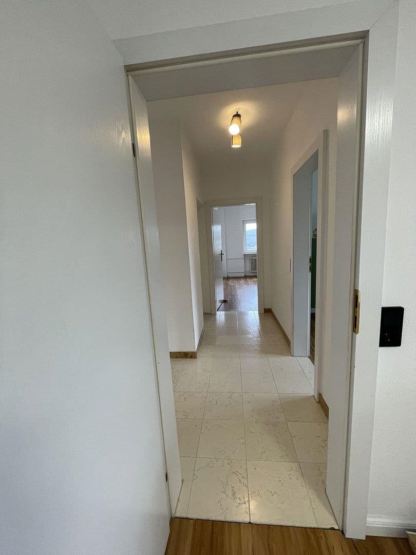 4 bedroom flat for sale, 90 m², Niedernhausen, Hesse 4 bedroom flat for sale, 90 m², Niedernhausen, Hesse