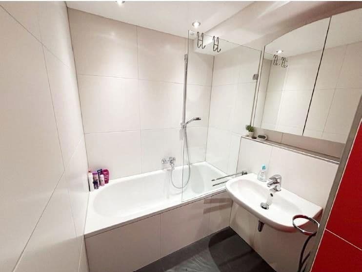 2 bedroom with open-plan kitchen flat to rent, 77 m², Filderstadt, Baden-Württemberg 2 bedroom with open-plan kitchen flat to rent, 77 m², Filderstadt, Baden-Württemberg