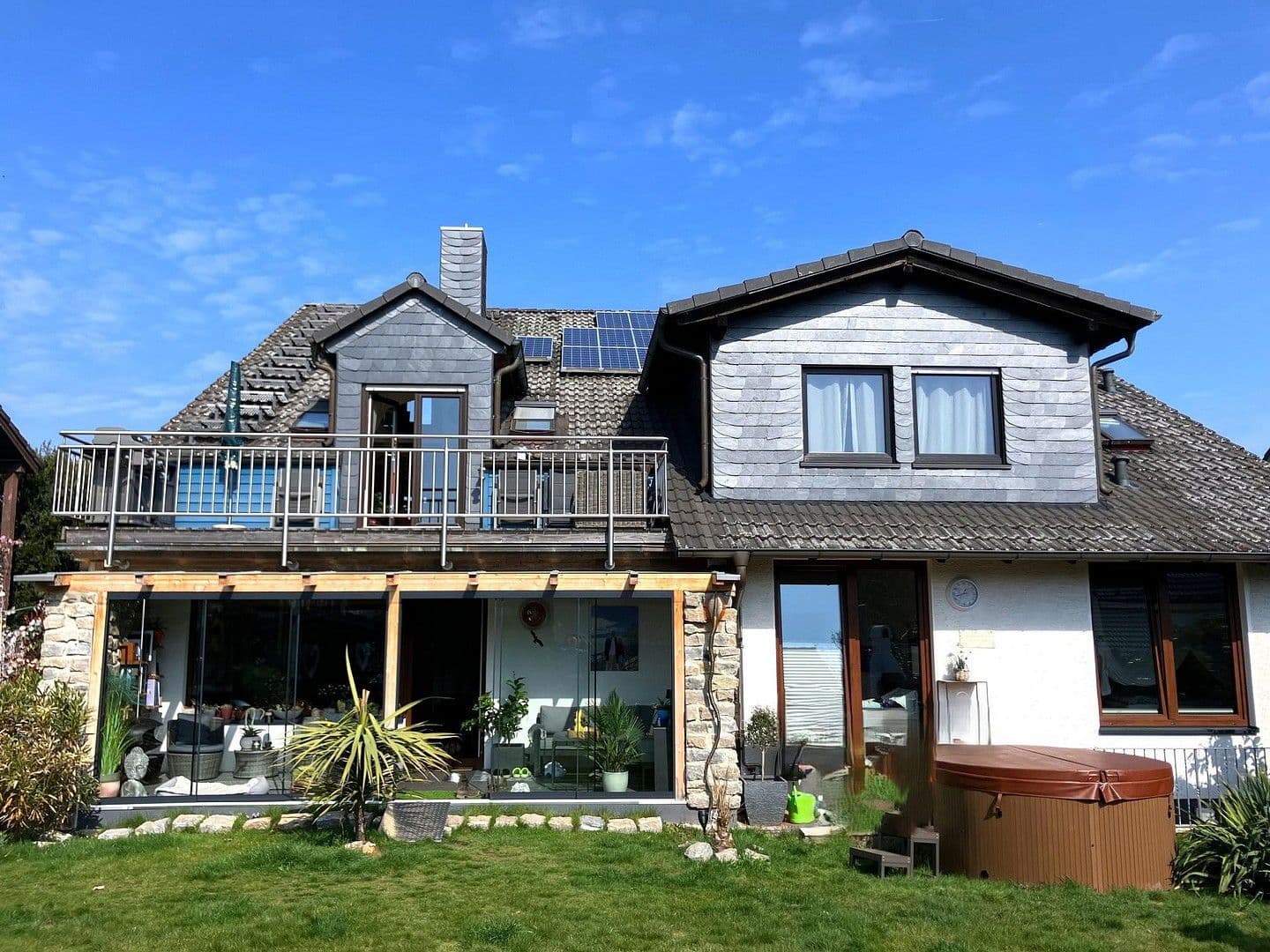 3 bedroom with open-plan kitchen flat to rent, 138 m², Dietzenbach, Hesse 3 bedroom with open-plan kitchen flat to rent, 138 m², Dietzenbach, Hesse