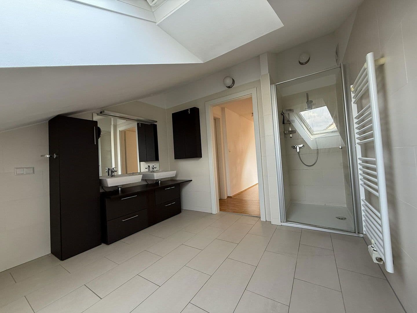 3 bedroom flat to rent, 138 m², Beethovenstraße 24/8, Graz, Styria 3 bedroom flat to rent, 138 m², Beethovenstraße 24/8, Graz, Styria