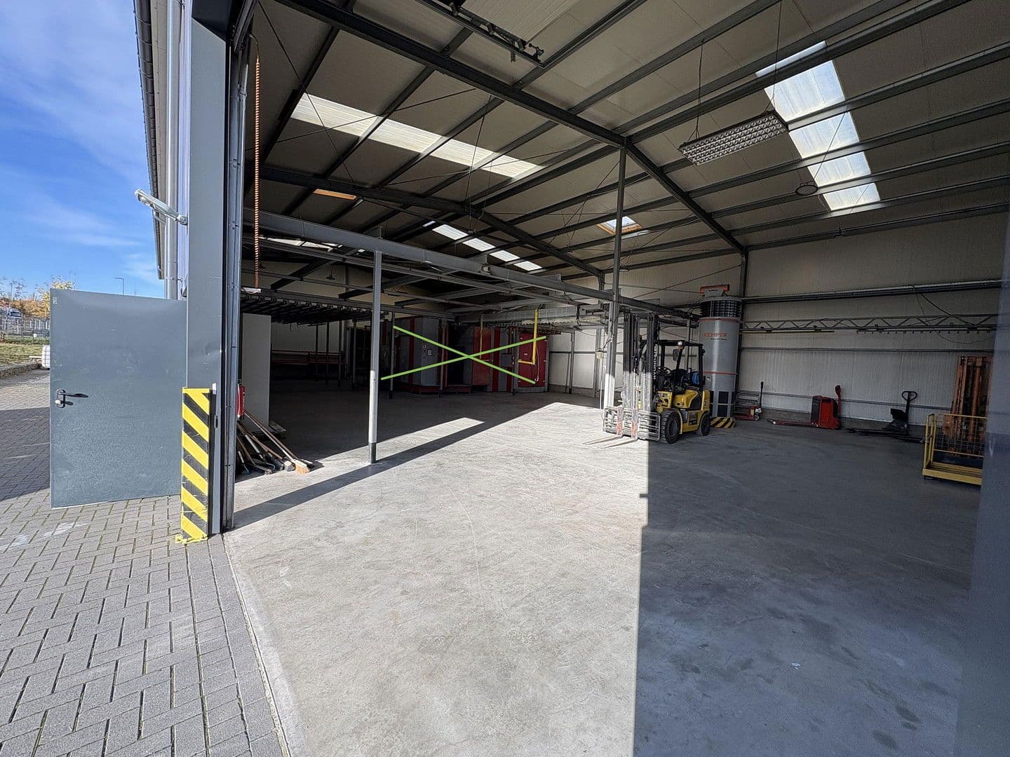 non-residential property to rent, 1,856 m², Nikolaus-Groß-Str. 17, Dortmund, North Rhine-Westphalia non-residential property to rent, 1,856 m², Nikolaus-Groß-Str. 17, Dortmund, North Rhine-Westphalia