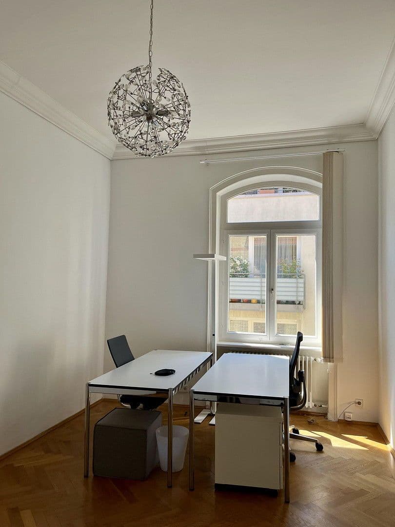 office to rent, 19 m², Stuttgart, Baden-Württemberg office to rent, 19 m², Stuttgart, Baden-Württemberg