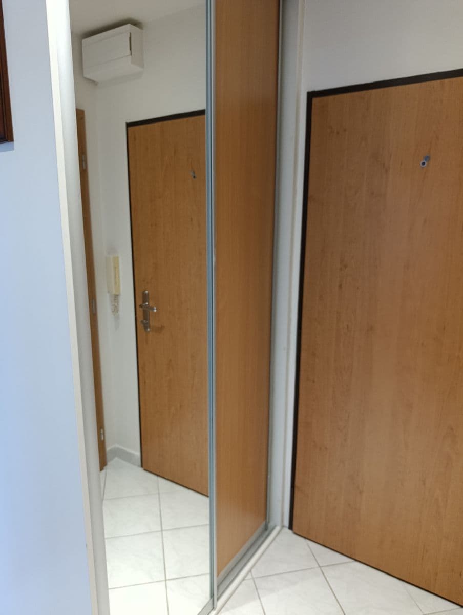 1 bedroom flat to rent, 38 m², Na Domovině, Prague, Prague 1 bedroom flat to rent, 38 m², Na Domovině, Prague, Prague