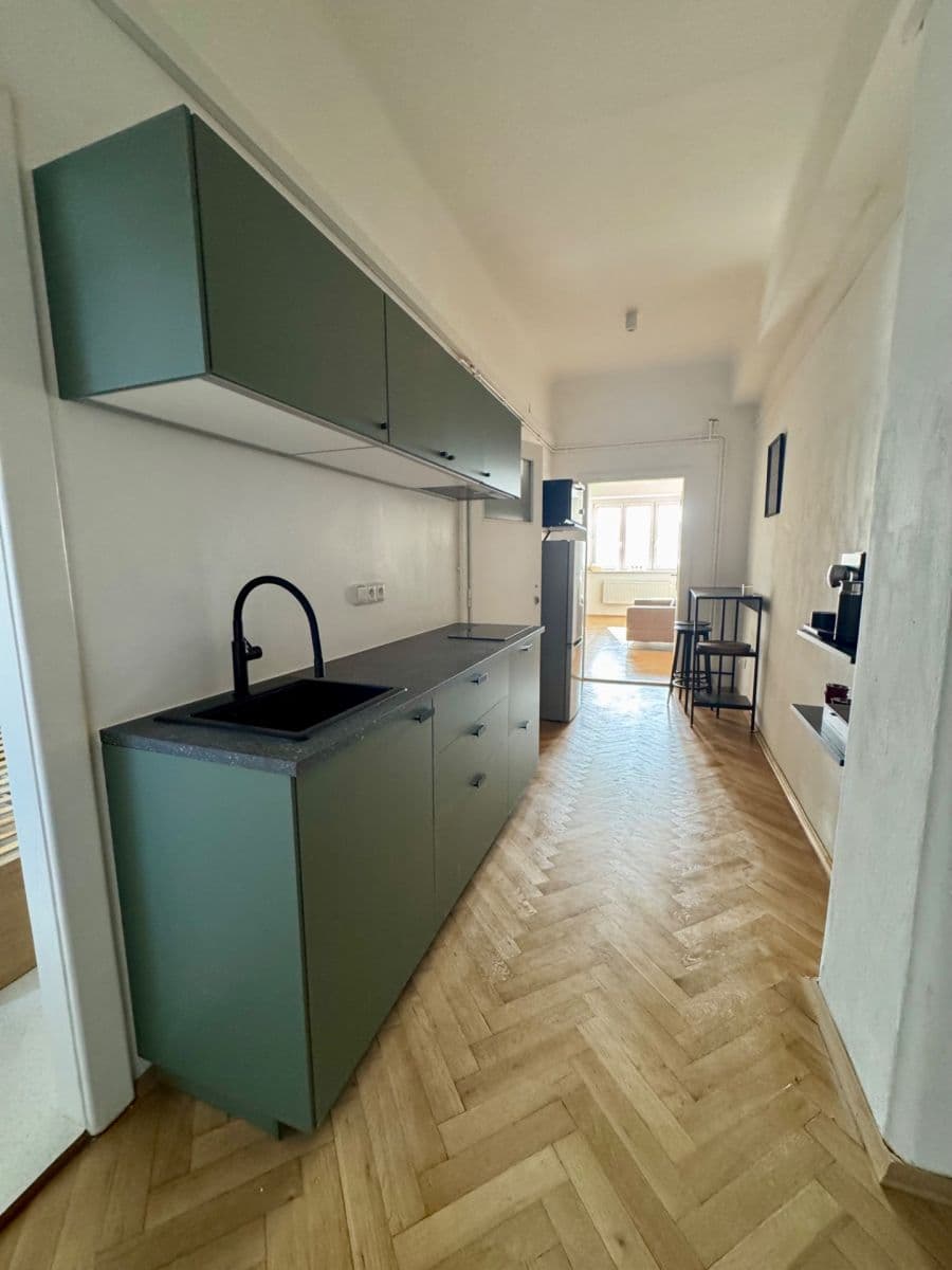 2 bedroom flat to rent, 72 m², Havlišova, Brno, Jihomoravský Region 2 bedroom flat to rent, 72 m², Havlišova, Brno, Jihomoravský Region