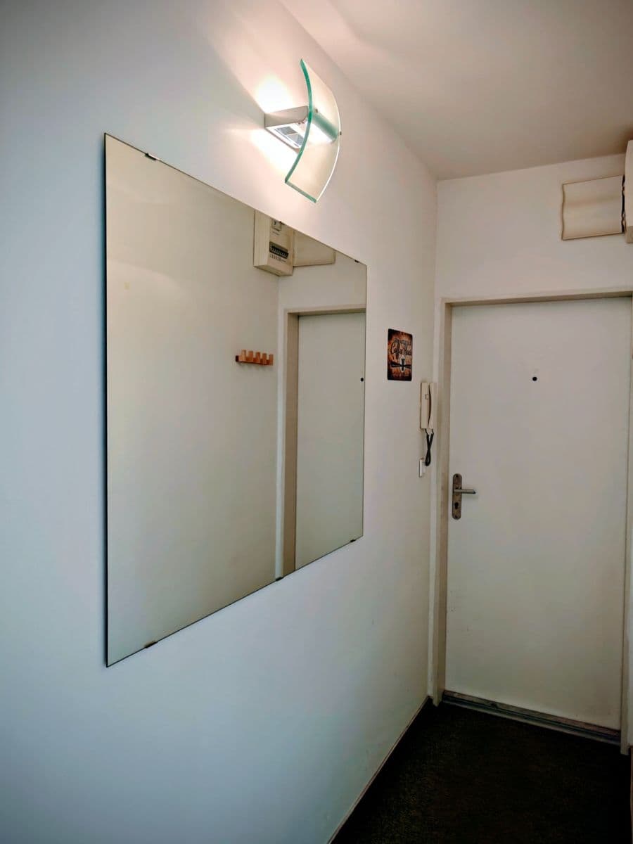 Small studio flat to rent, 16 m², Molákova, Prague, Prague Small studio flat to rent, 16 m², Molákova, Prague, Prague