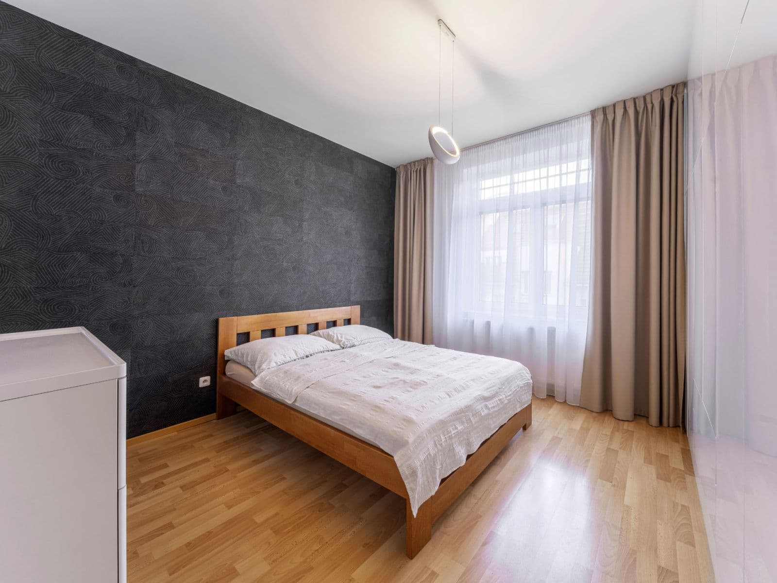 2 bedroom with open-plan kitchen flat to rent, 70 m², U Třešňovky, Prague, Prague 2 bedroom with open-plan kitchen flat to rent, 70 m², U Třešňovky, Prague, Prague