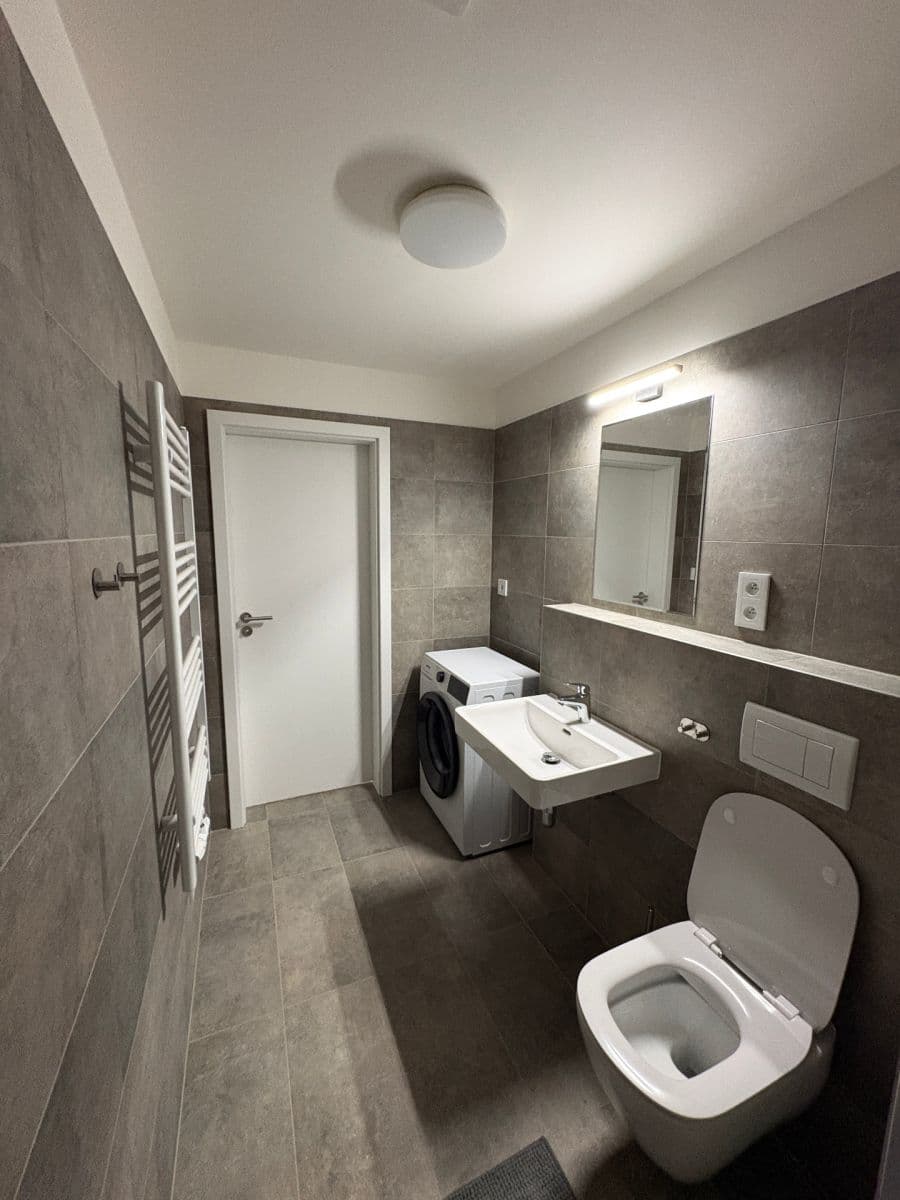 Studio flat to rent, 32 m², Fabiánové, Prague, Prague Studio flat to rent, 32 m², Fabiánové, Prague, Prague